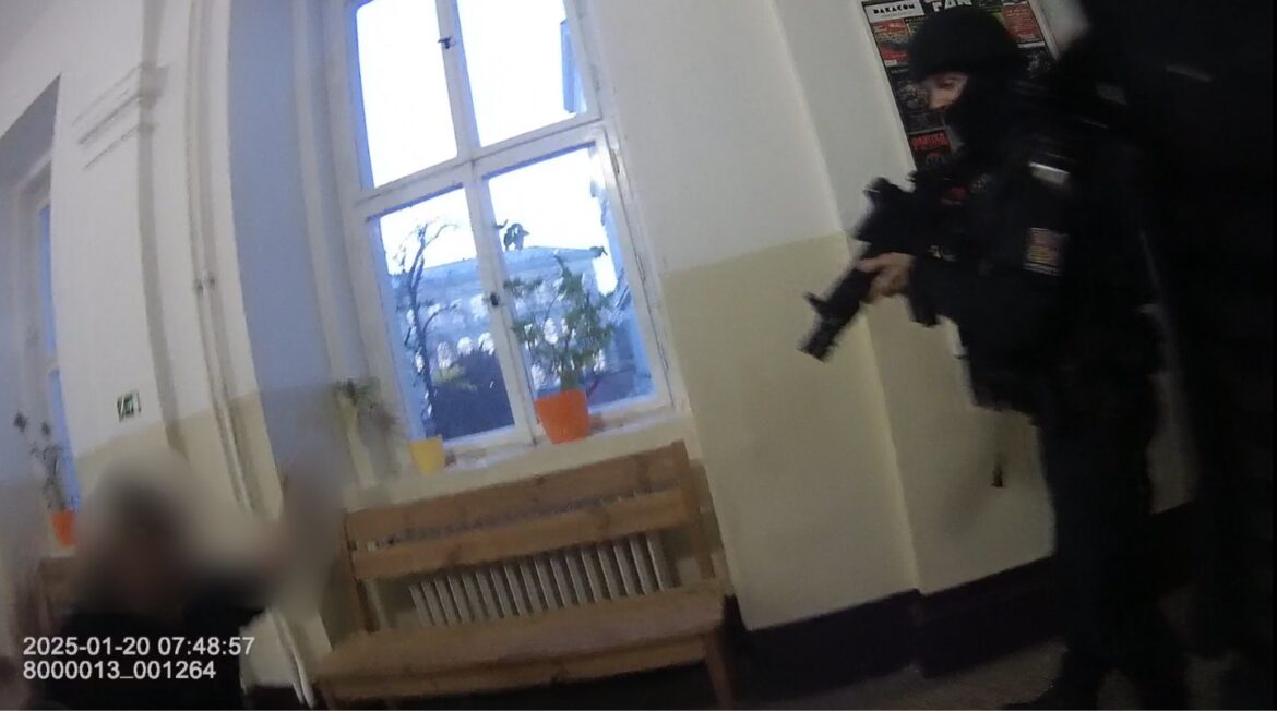 Zásah policistů v Ječné ulici, foto: PČR