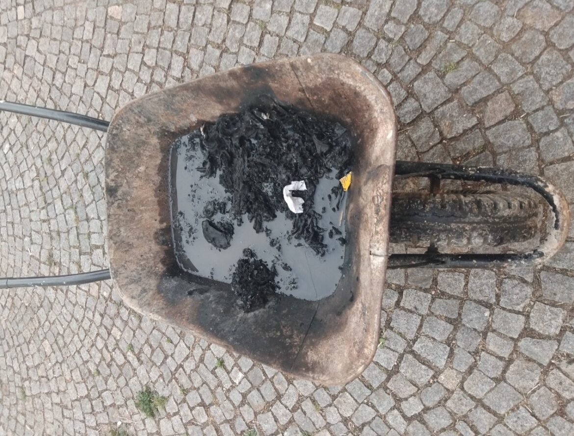 Pálení oděvů v Brně, FOTO: MP Brno/se souhlasem