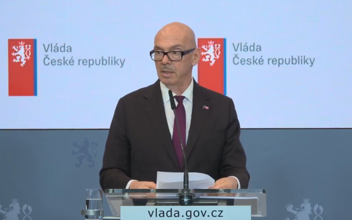 Ministr Oto Klempíř na tiskové konferenci, ZDROJ: Úřad vlády/se souhlasem