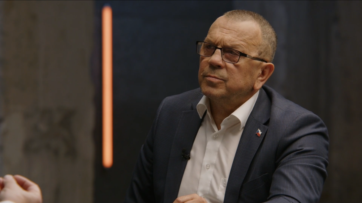 Poslanec Jaroslav Foldyna v pořadu Poledne s Moravcem, ZDROJ: Václav Moravec, se souhlasem