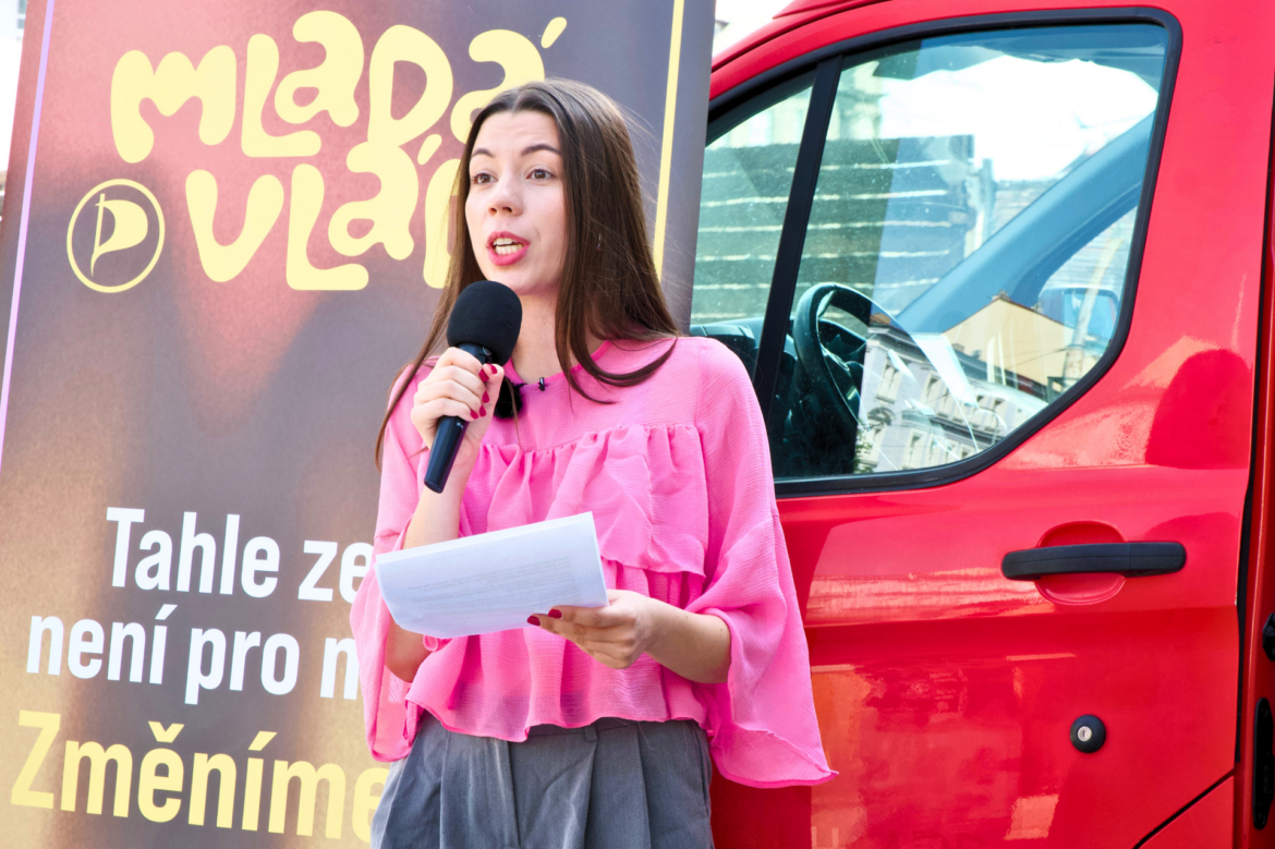 Předsedkyně Mladé vlády Pirátů Kateřina Stojanová, FOTO: Piráti/ se svolením