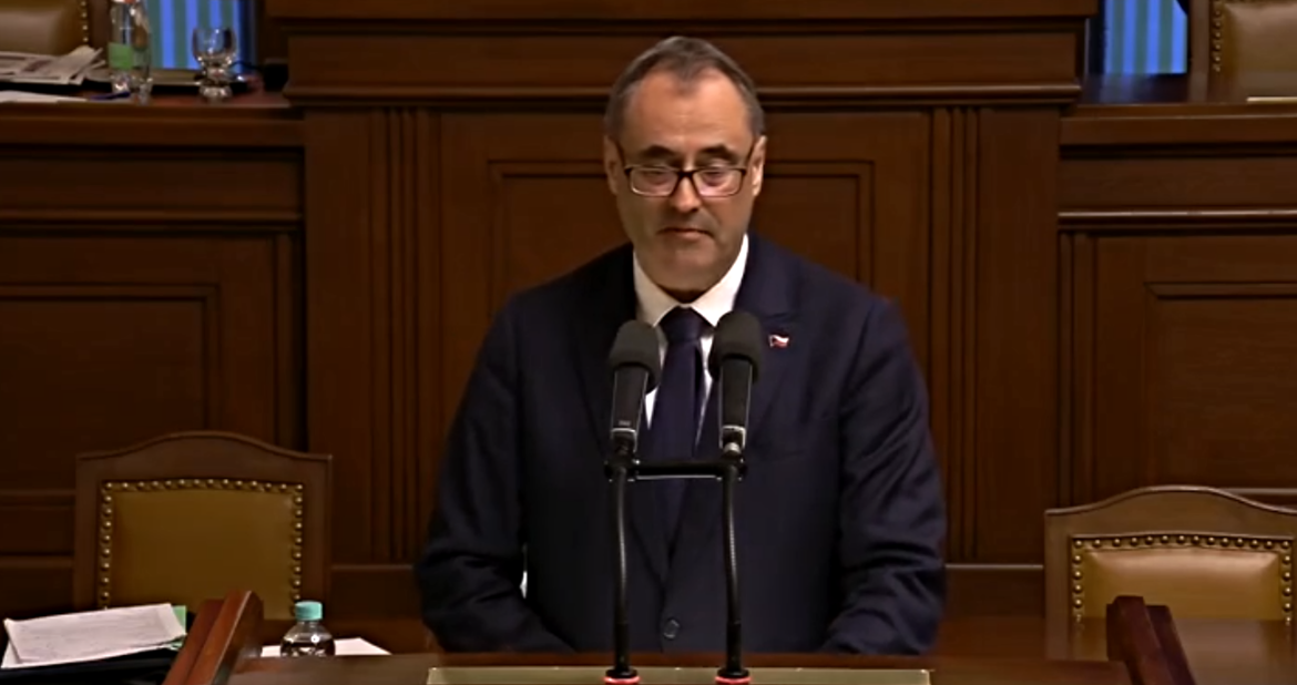 Boris Šťastný při projevu ve Sněmovně, ZDROJ: PS PČR/ se souhlasem